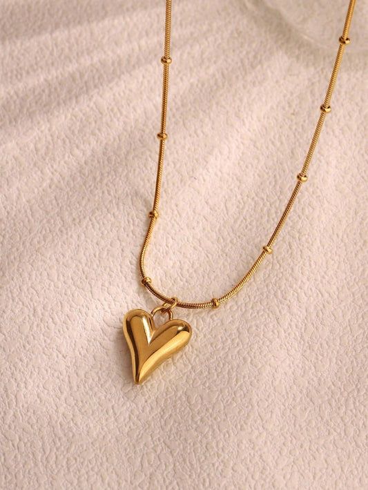 Gold heart pendant