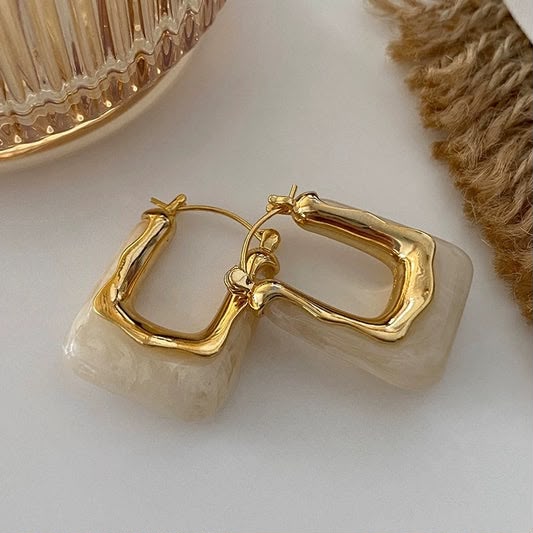 Pearl Glow Hoop Earrings